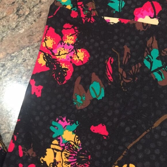 TC NWOT LuLaRoe Leggings H03 4360 - Picture 2 of 3
